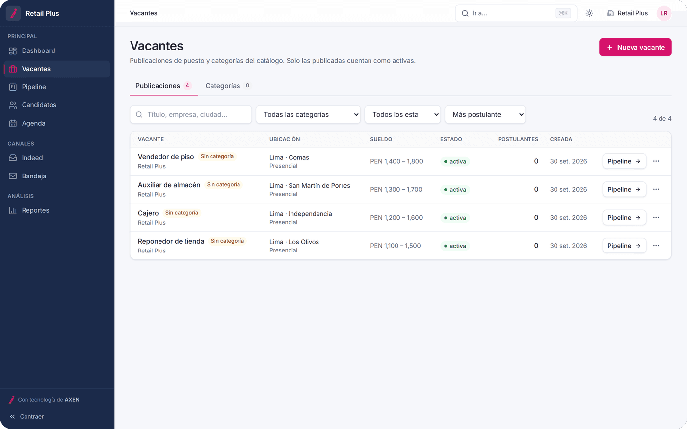 Mockup de AXEN: pipeline kanban en laptop y seguimiento de postulación en móvil